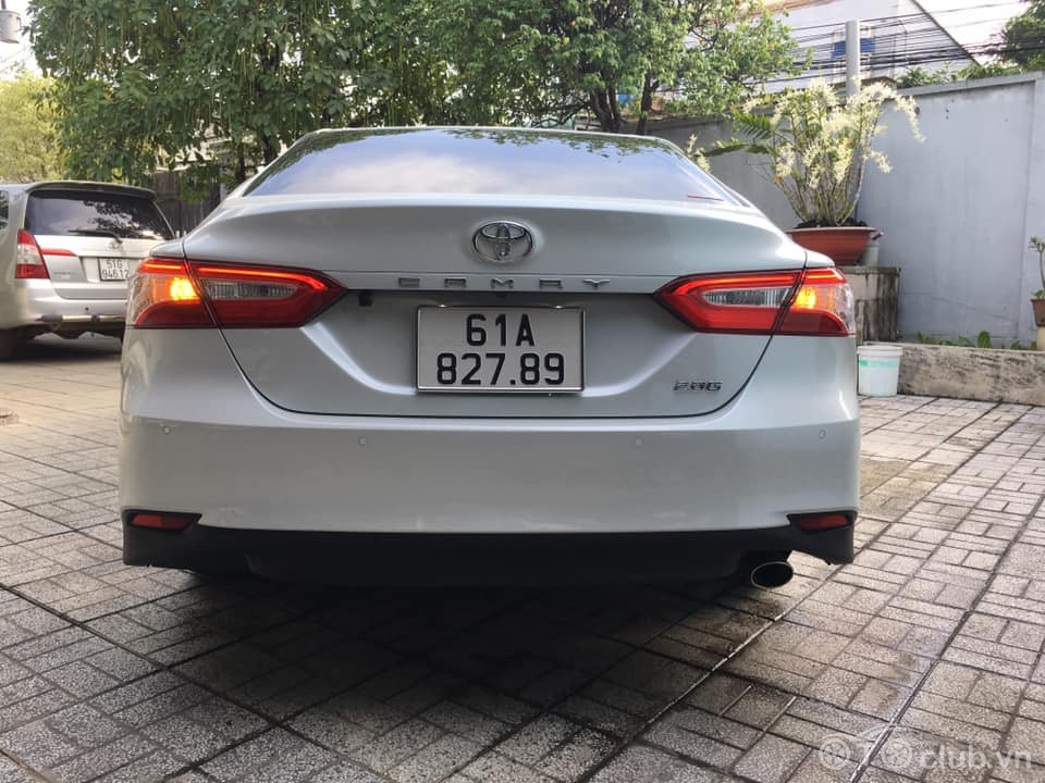 Toyota camry 2.0G sx 2020