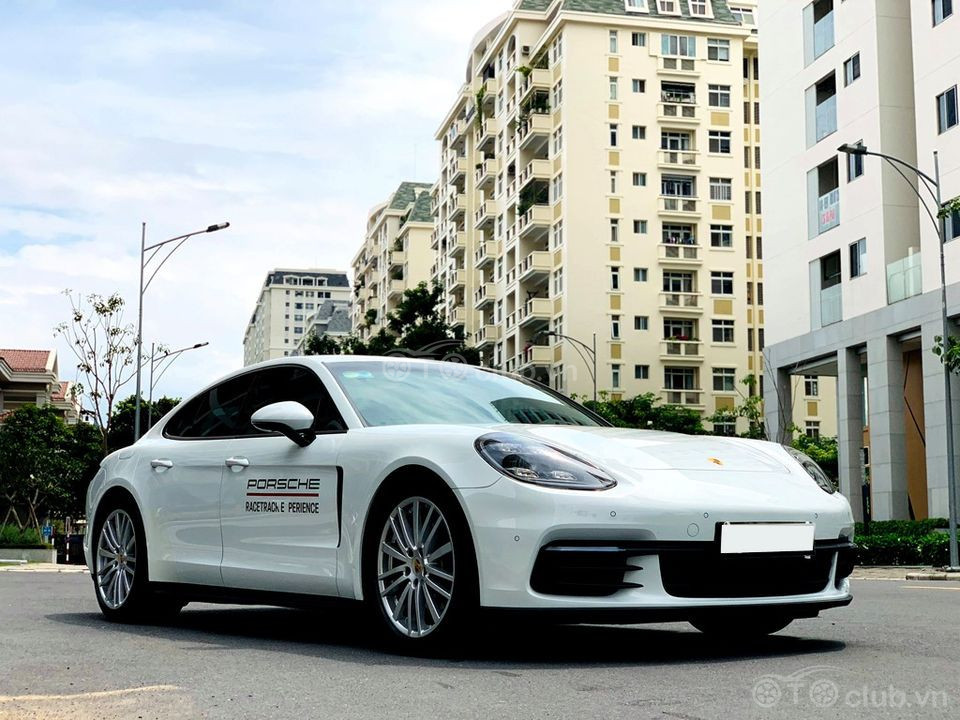 Porsche panamera trắng kem siêu đỉnh