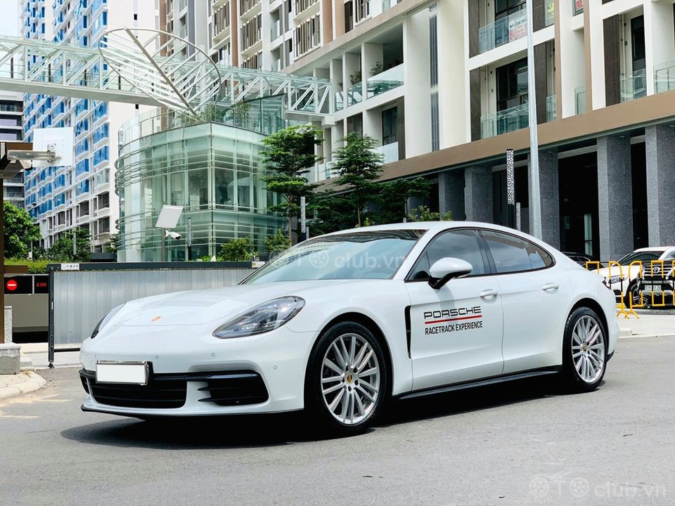 Porsche panamera trắng kem siêu đỉnh