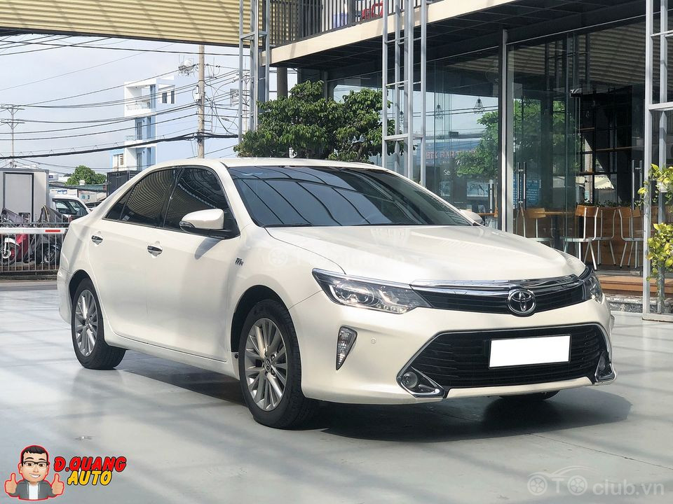 Toyota Camry 2.5Q sản xuất 2018