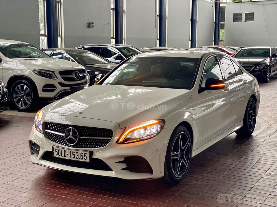 Mercedes Benz C300 AMG 2020