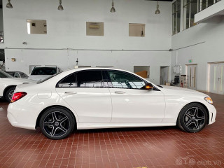 Mercedes Benz C300 AMG 2020