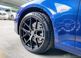 Audi A4B9 update bodykit RS4
