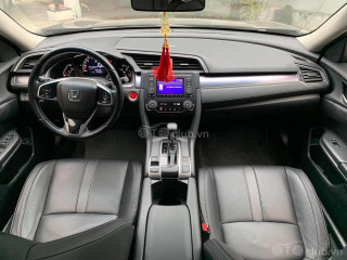 Honda Civic 1.8, đk lần đầu 09/2018