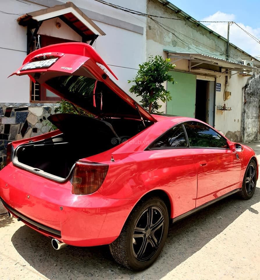 Toyota Celica 1.8AT hai cửa, 190 mã, phiên bản GTS