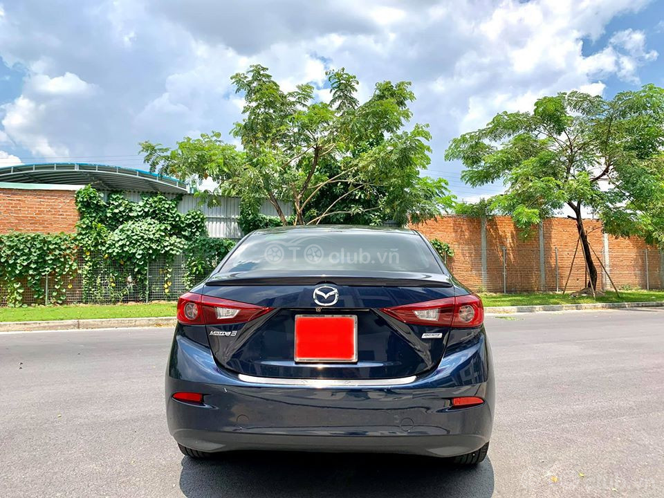 Mazda 3 1.5 2018 Facelift bản sedan