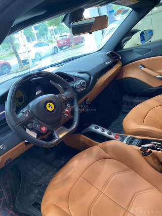 Ferrari- 488Spider