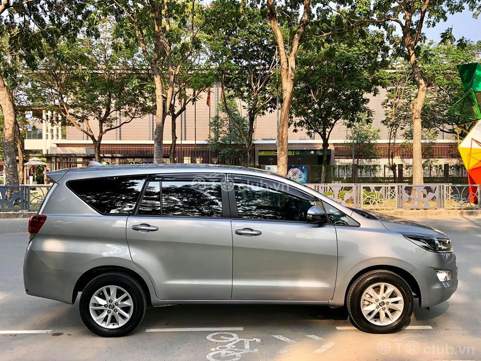 Toyota Innova E 2019 như mới biển TPHCM